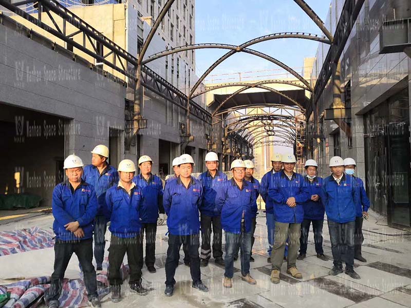 The hoisting of the membrane structure project of Xintai Excellence·Fortune Plaza is nearing completion The hoisting of the membrane structure project of Xintai Excellence·Fortune Plaza is nearing completion