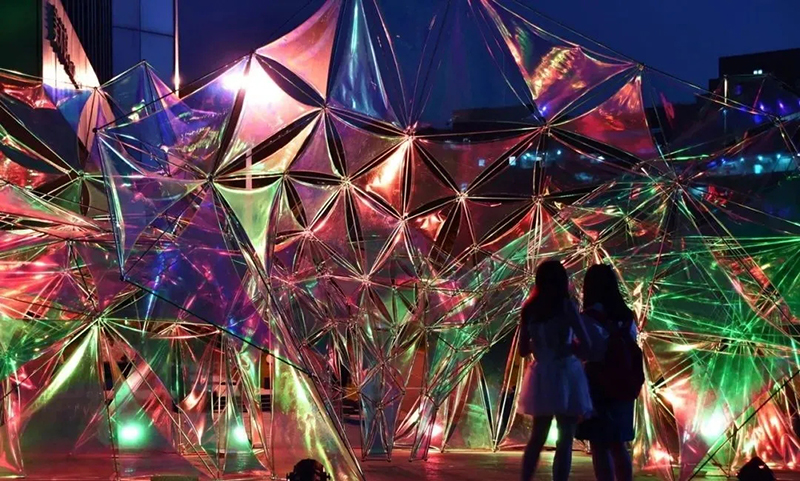 Soft sculpture flower