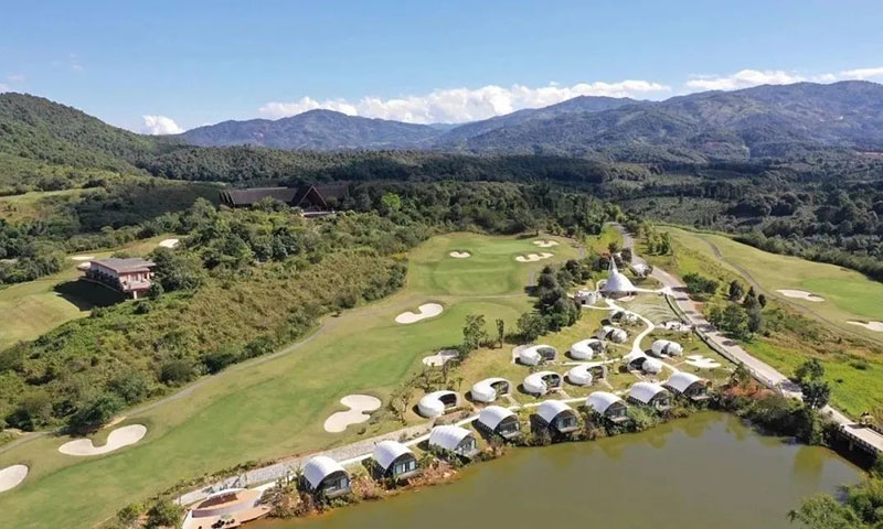 Wild luxury literally means the perfect combination of mountains and luxury. Wild luxury literally means the perfect combination of mountains and luxury.