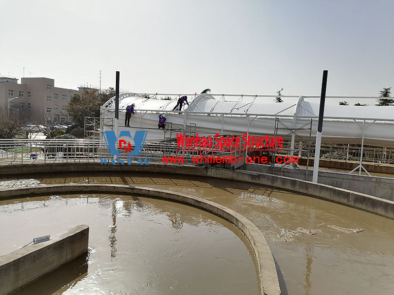 The anaerobic tank vertical mask of the first-phase oxidation ditch sealing upgrade and renovation project of Bozhou Sewage Treatment Plant has been stretched The anaerobic tank vertical mask of the first-phase oxidation ditch sealing upgrade and renovation project of Bozhou Sewage Treatment Plant has been stretched