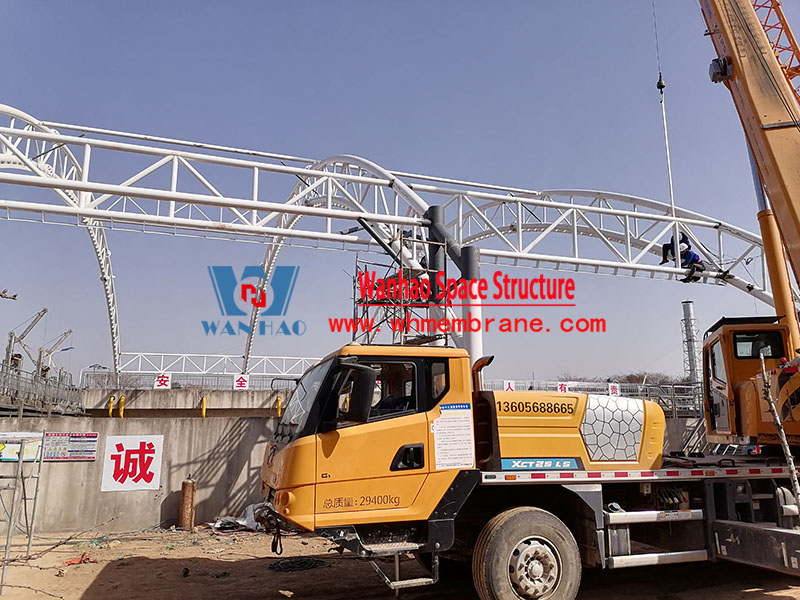 The anaerobic tank vertical mask of the first-phase oxidation ditch sealing upgrade and renovation project of Bozhou Sewage Treatment Plant has been stretched The anaerobic tank vertical mask of the first-phase oxidation ditch sealing upgrade and renovation project of Bozhou Sewage Treatment Plant has been stretched