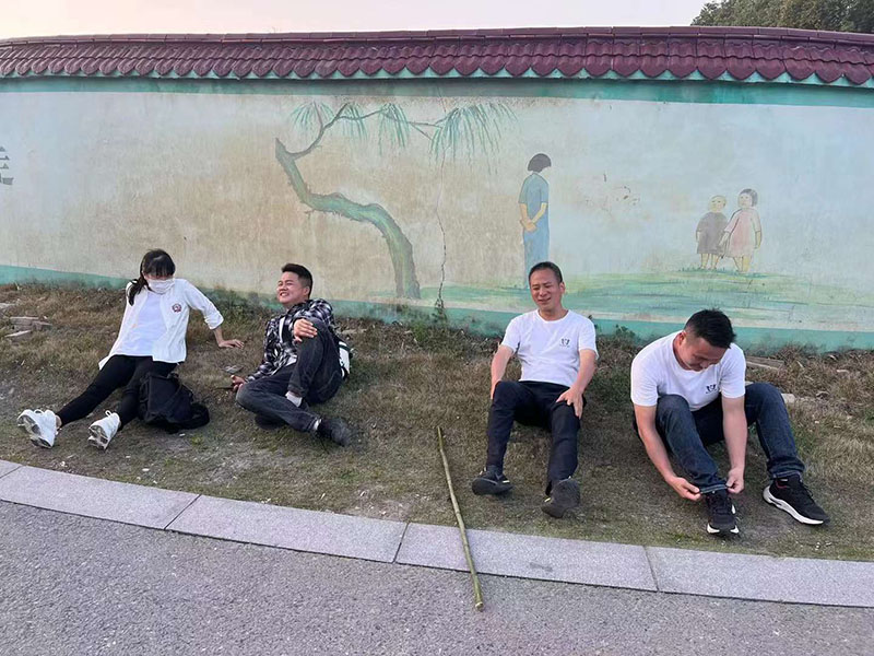 China Wanhao high-level team building activity - 40 km walk China Wanhao high-level team building activity - 40 km walk