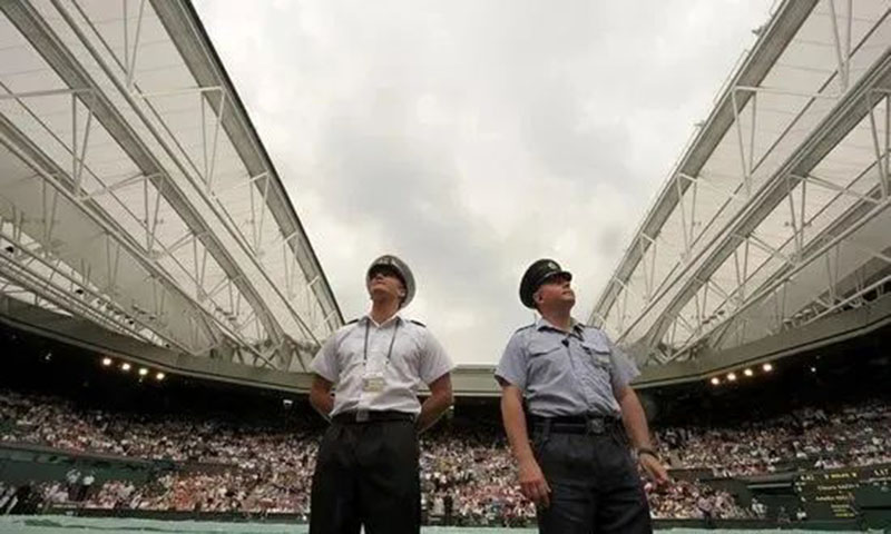 The membrane structure of Wimbledon opens and closes the roof