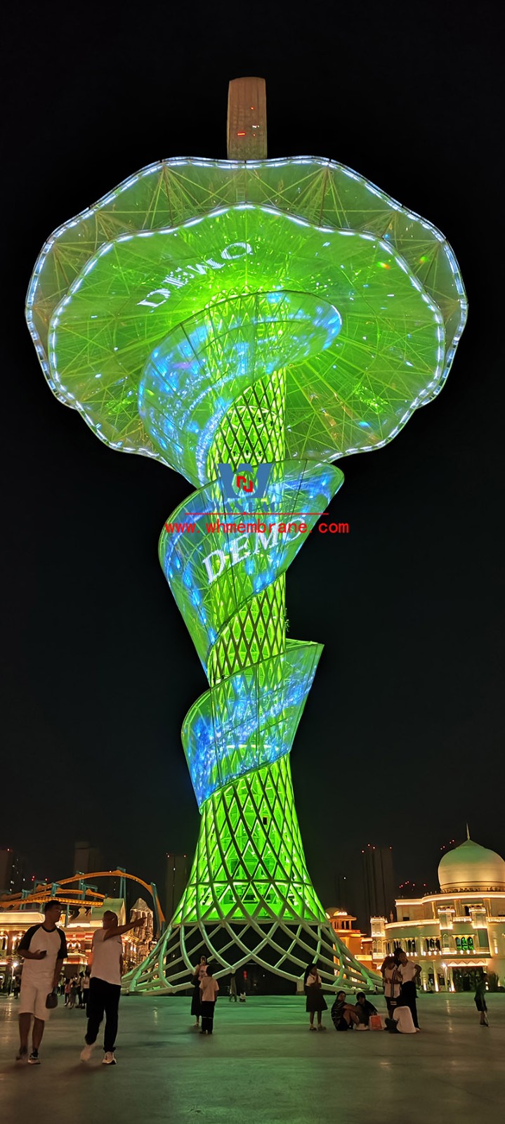 In the name of love, light up the happy world of Silk Road!