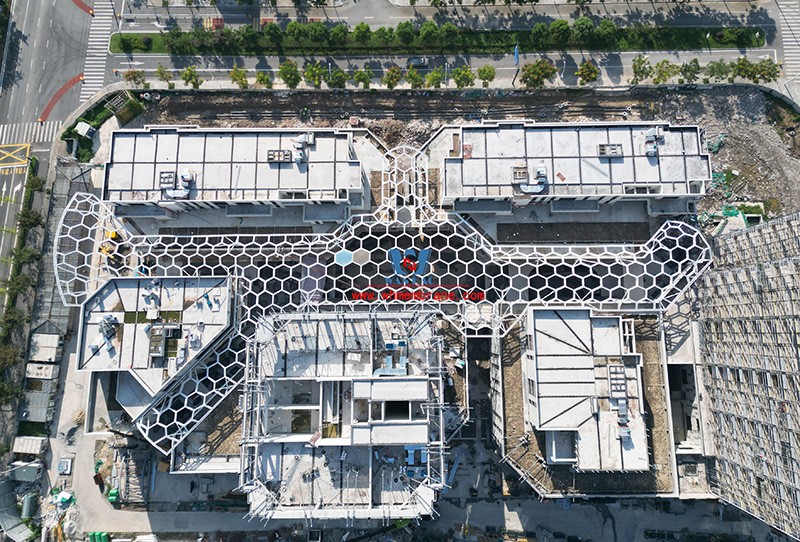 Mechanical aesthetic expression of steel structure in architectural art Mechanical aesthetic expression of steel structure in architectural art