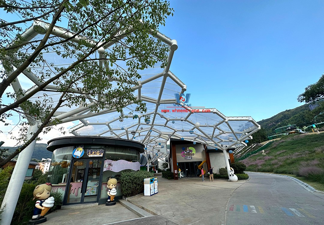 The beauty and charm of membrane structure landscape architecture