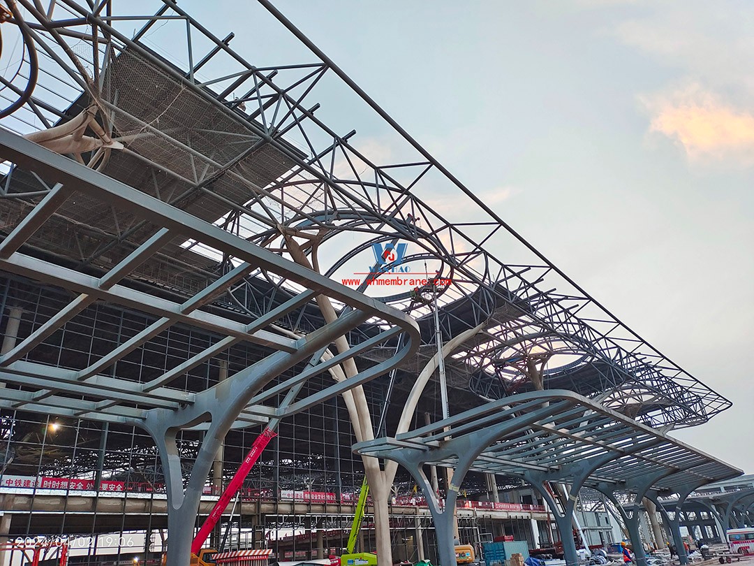 Chongqing East Railway Station is full of regional elements and cultural characteristics