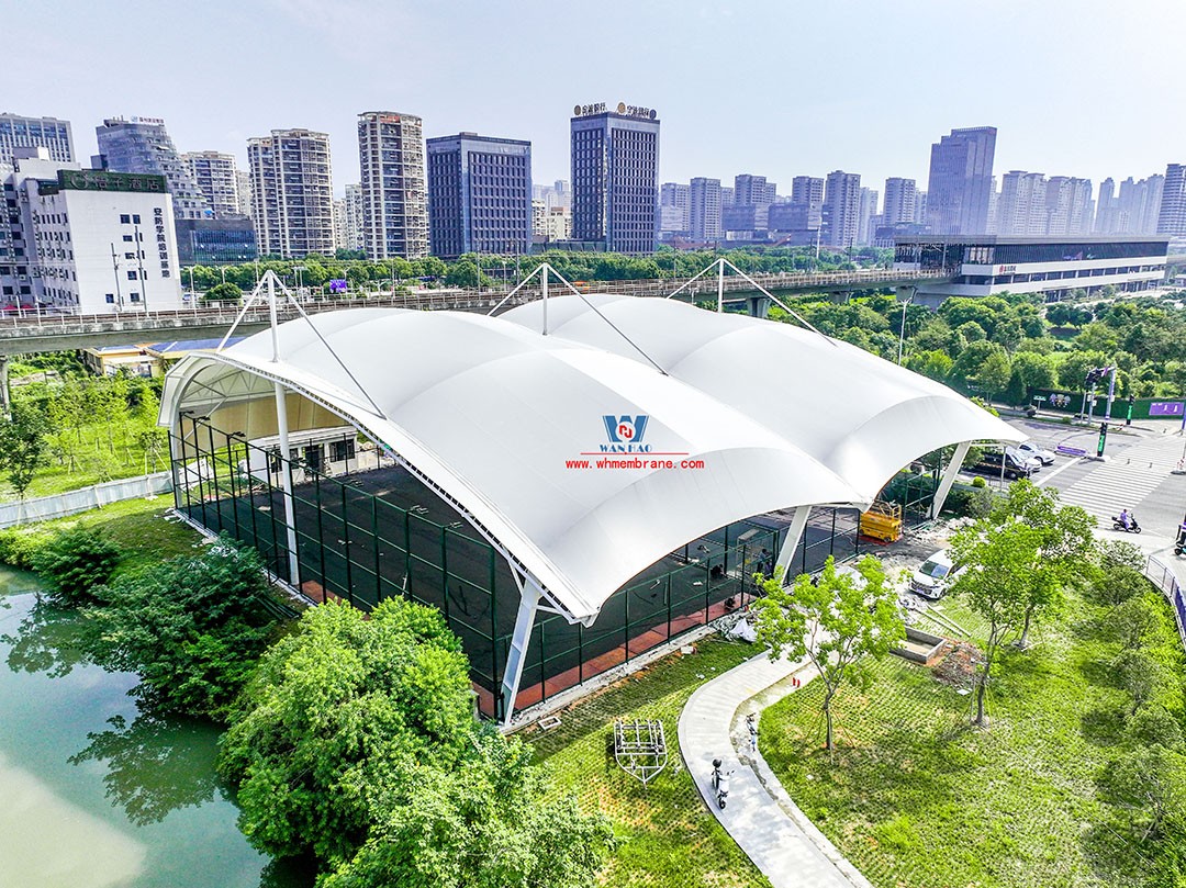 The Australian Hope Island Tennis Center PTFE membrane roof is fully under construction