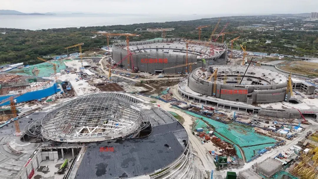 Egrets fly, butterflies fly | This item refreshes the progress bar