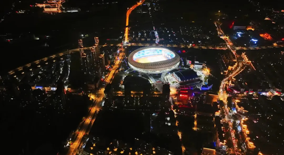 Pingyang Sports Center Stars Concert! More than 10,000 people watching, the scene hot High singing!