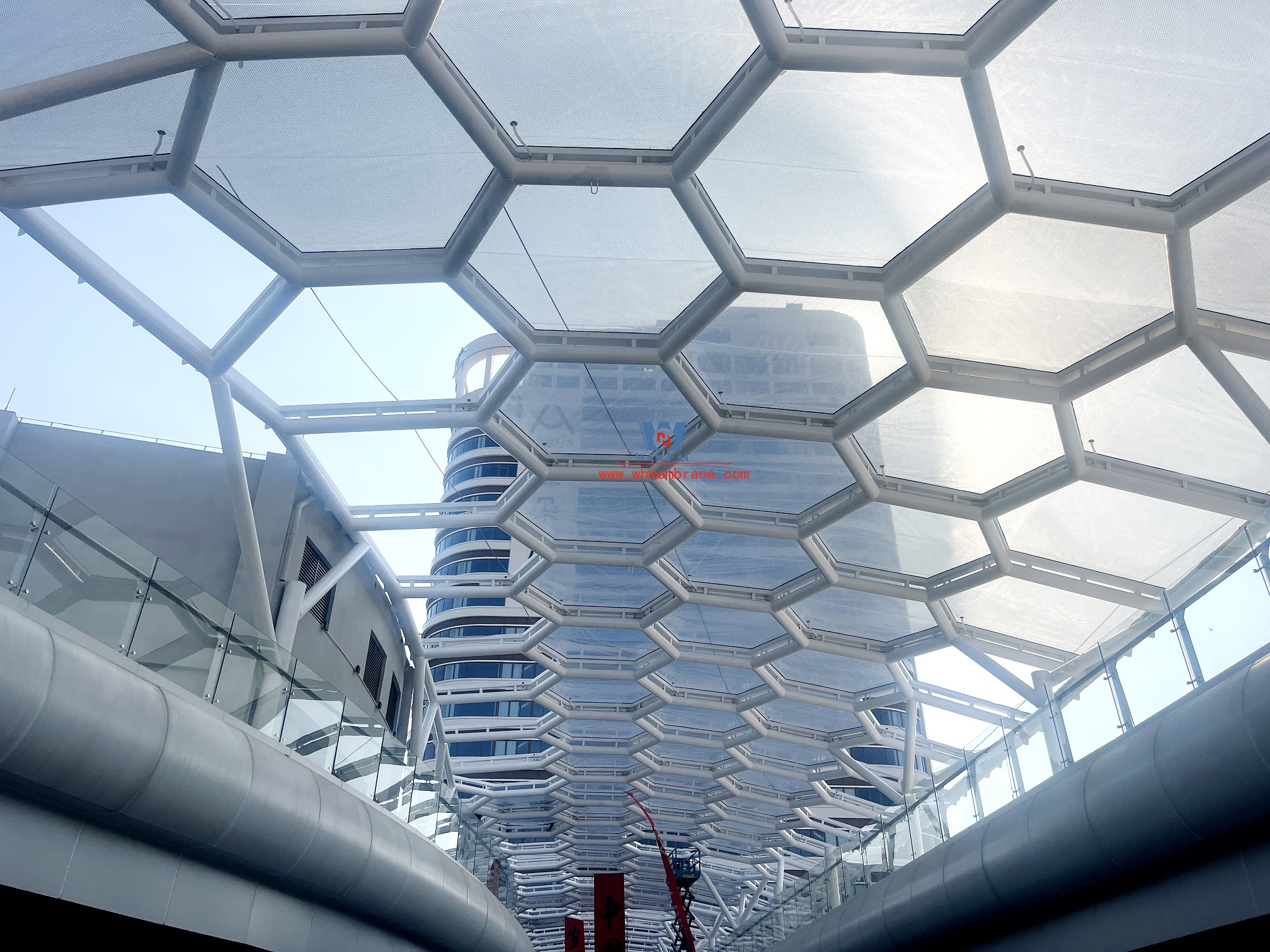 ETFE Steel Structure Membrane Roofing for Guangdong Commercial Street