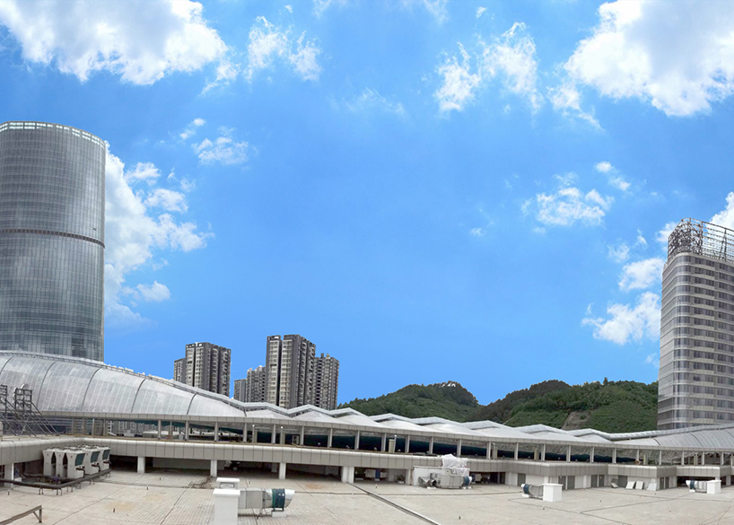 مشروع مظلّة السقف من مادة ETFE لمحطة تسونيي للسكك الحديدية فائقة السرعة، ذو الهيكل الفولاذي الفراغي خفيف الوزن والهيكل الشدّي