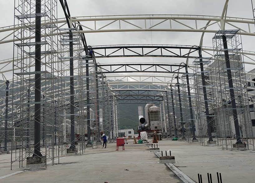 مشروع الهيكل الفولاذي لسقف المصنع رقم (3) لشركة Zhejiang True Love Carpet Industry Technology Co., Ltd.