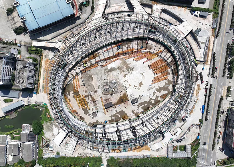 هيكل فولاذي لمركز الألعاب الأولمبية