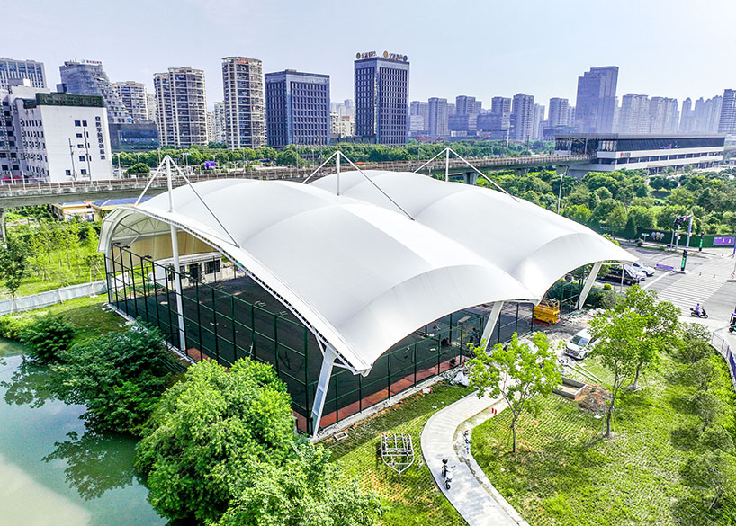 مشروع تسقيف مركز هوپ آيلاند للتنس في أستراليا باستخدام غشاء PTFE