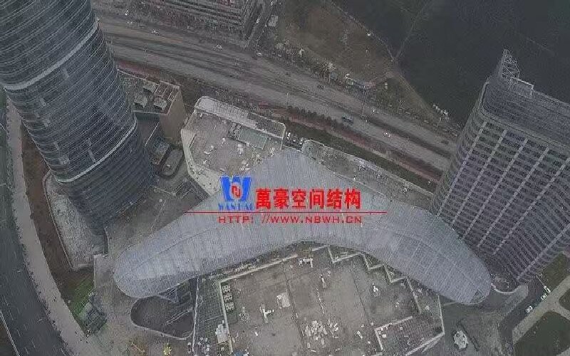 الهيكل الغشائي لمظلة ETFE  في مدينة تسونيي Zunyi الجديدة للقطار فائق السرعة