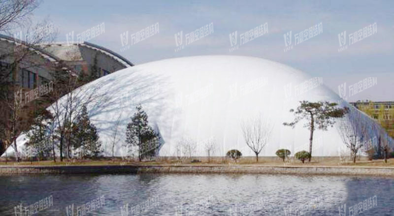 What is the principle of air-supported membrane structure? How long is the life of the air-supported membrane structure?